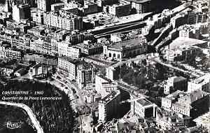 CONSTANTINE - VUE AERIENNE - QUARTIER DE LA PLACE LAMORICIERE - 1950